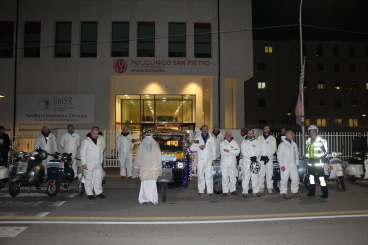 Santa Lucia arriva (anche) in città: le foto nei comuni dell’Isola