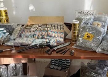 Svolta nel raid di Ponte San Pietro: la vittima nascondeva in casa 77 kg di droga e armi clandestine
