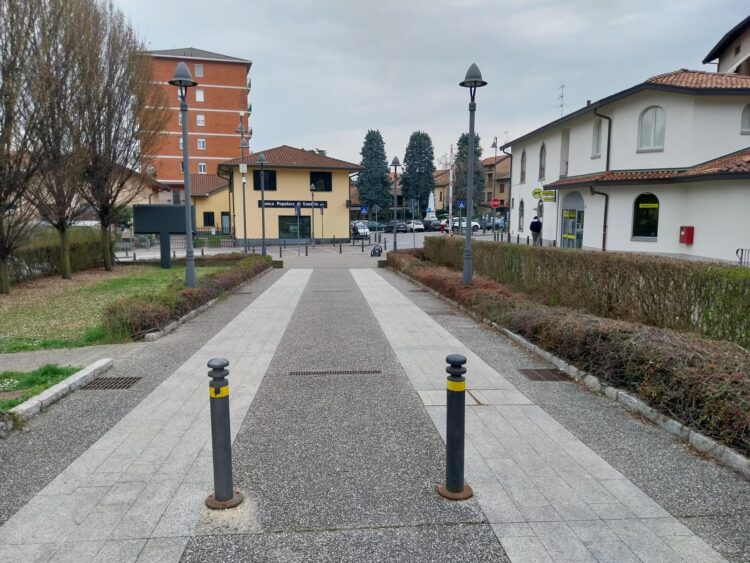 Giallo a Carvico: anziana trovata morta in casa da giorni, la pm dispone l’autopsia