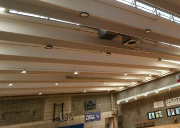 Mozzo, efficientamento energetico nella palestra di via Verdi: tagliati i consumi dell’illuminazione del 73%