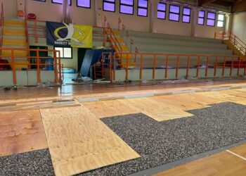 Un nuovo parquet da professionisti per il PalaVittorio: proseguono i lavori nel palazzetto di Bottanuco